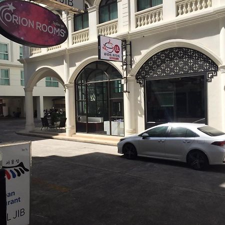 Zen Sukhumvit33 Hotell Bangkok Eksteriør bilde