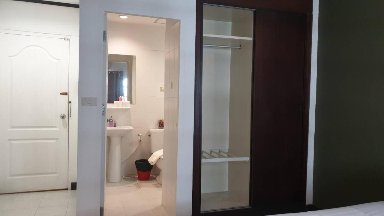 Zen Sukhumvit33 Hotell Bangkok Eksteriør bilde