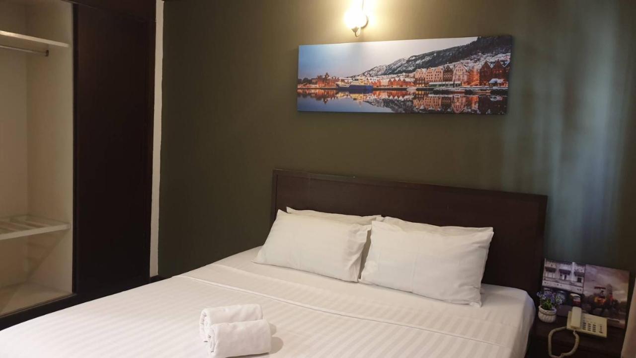 Zen Sukhumvit33 Hotell Bangkok Eksteriør bilde