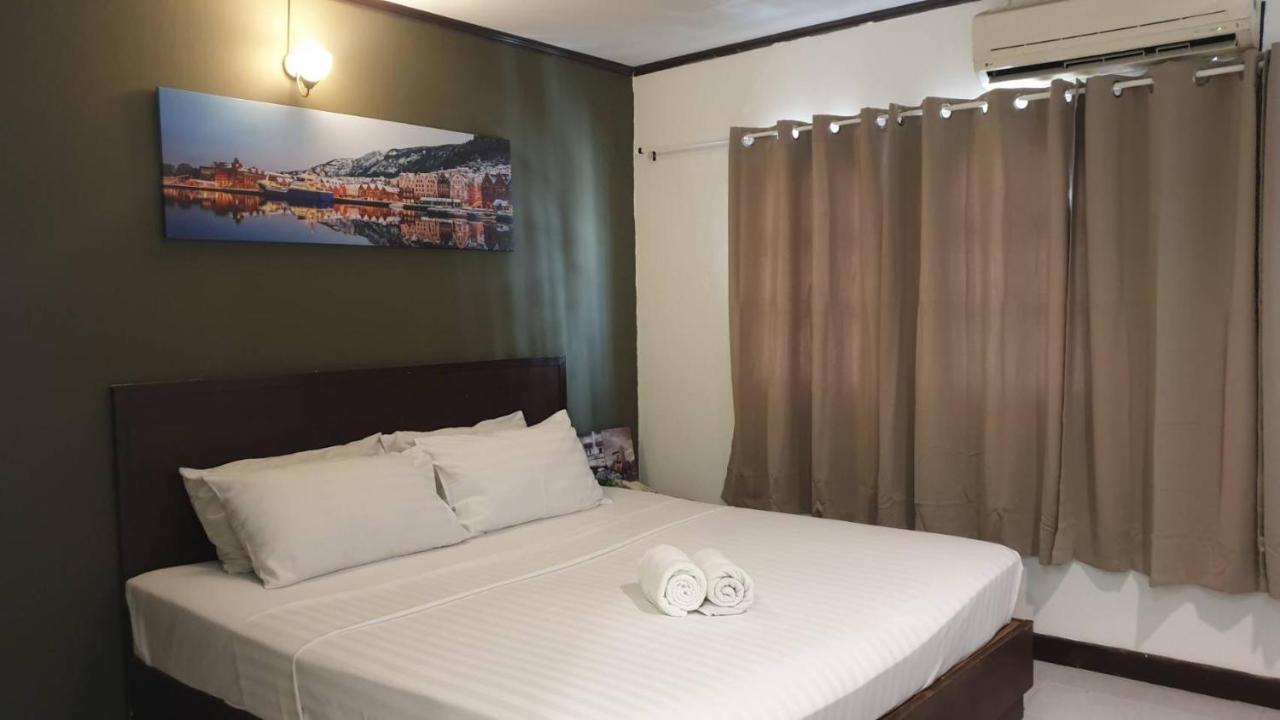 Zen Sukhumvit33 Hotell Bangkok Eksteriør bilde